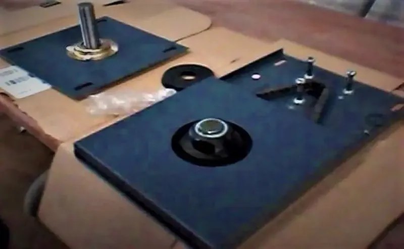 Kit Testeira para Motor de Portão Automático Base 3 Furos - foto 3