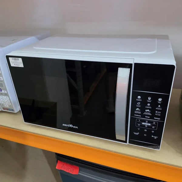 Micro-ondas Britânia BMO38 33 Litros 1400W 220V