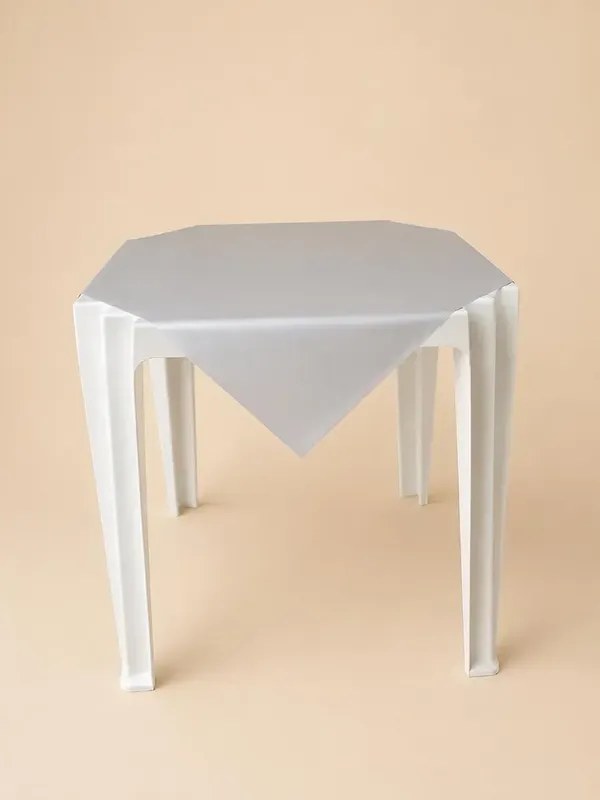 Toalha Descartável Perolada Prata 70x70cm com 10 Unidades