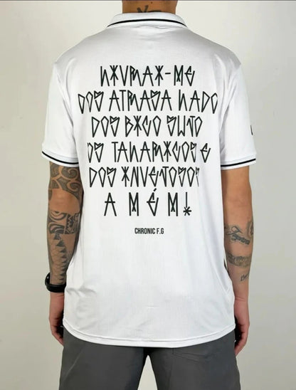 Camiseta Chronic Time Livrai-me dos Atrasados Branca - foto 2